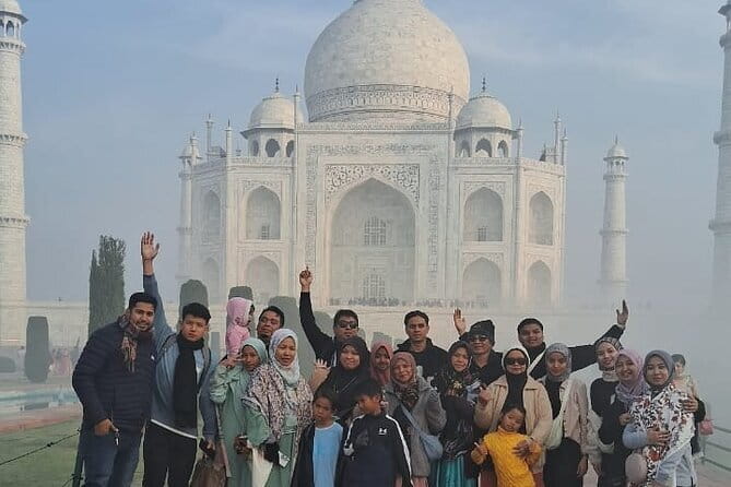 Same Day Agra From Delhi By AC Car - Key highlights before you go