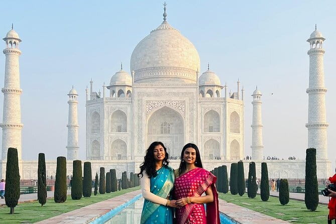 Same Day Agra Trip by Car from Delhi - All Inclusive - Included Lunch at a Local Multi Cuisine Restaurant