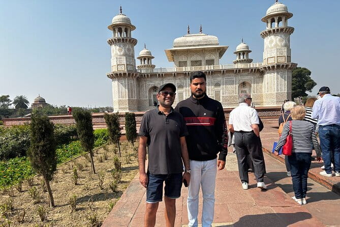 Same Day luxury Taj Mahal and Agra Fort Tour from Delhi by Car - Taj Mahal: skip the line, plan the light, and bring the right ID