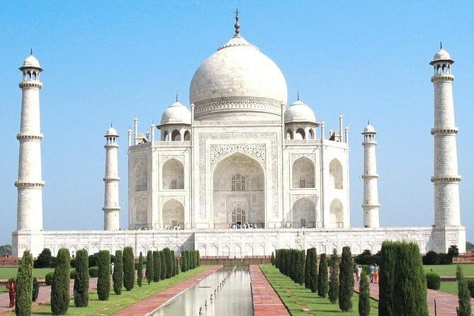 Same Day luxury Taj Mahal and Agra Fort Tour from Delhi by Car - What the guide adds at the Taj (and what to look for)