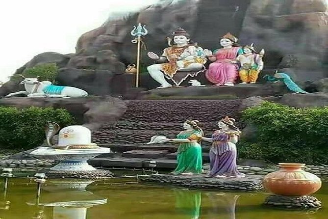 Same Day Mathura Vrindavan Tour from Delhi - Mathura highlights: Krishna Janm Bhoomi, Dwarkadheesh, Vishraam ghat