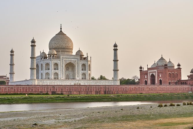 Same day Taj mahal and agra fort tour by car - The 4 a.m. pickup that makes this day trip work