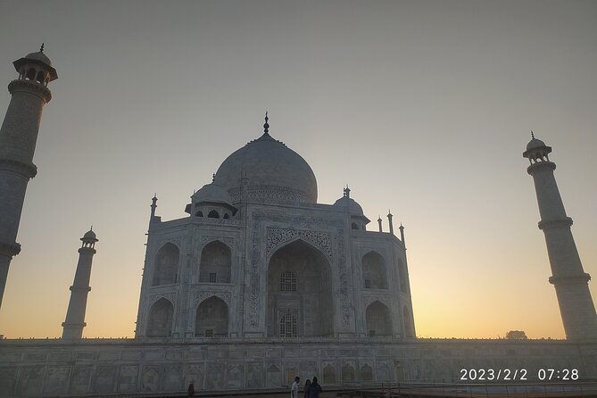 Same Day Taj Mahal and Agra Fort tour from New Delhi - Taj Mahal at the right time, with guidance that helps you see