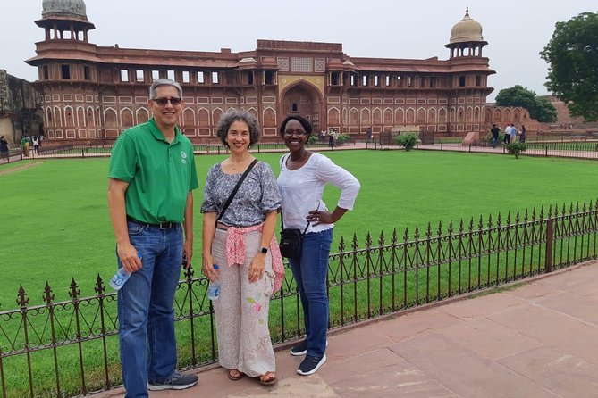 Same Day Taj Mahal Tour By Gatimaan Train - A train ride back to Delhi, with dinner waiting