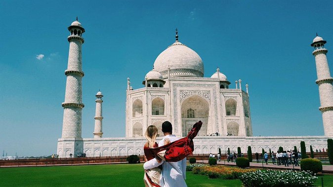 Same Day Taj Mahal Tour By Gatiman Express Train With Local Tour Guide - Delhi to Agra in under 2 hours on the Gatiman Express