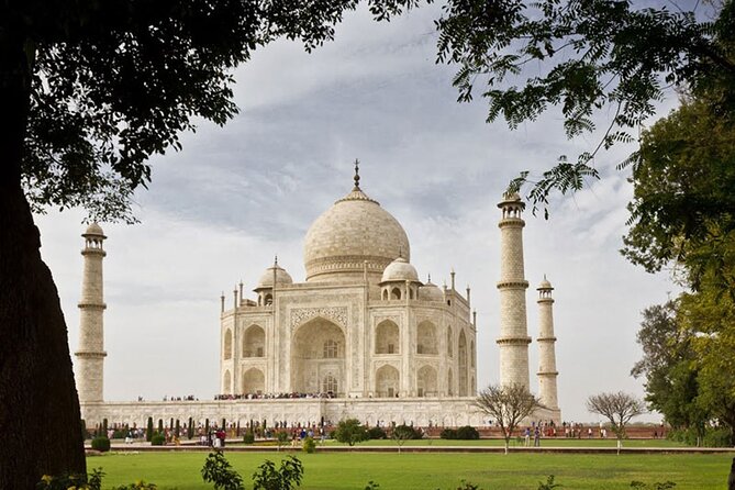 Same Day Taj Mahal Tour By Train - Agra Fort After Lunch: Palaces, Mosques, and Views