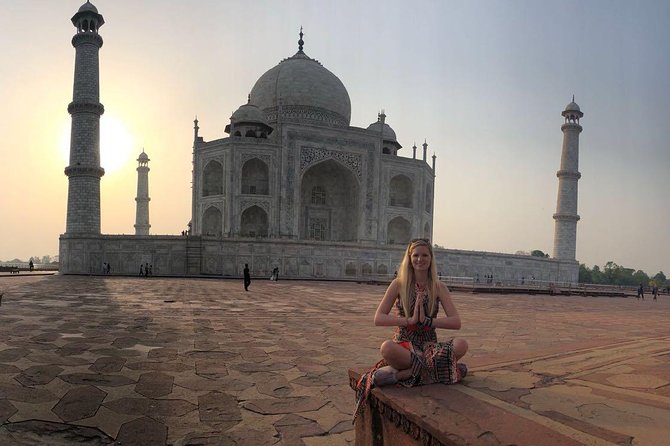Same Day Taj Mahal Tour from Delhi - The Taj Mahal at 10:00 AM: how a guided entry changes everything