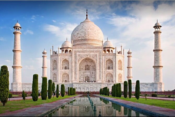 Same Day Taj Mahal Tour from Delhi – Private & Guided - Agra Fort: Akbar’s 16th Century Power Center