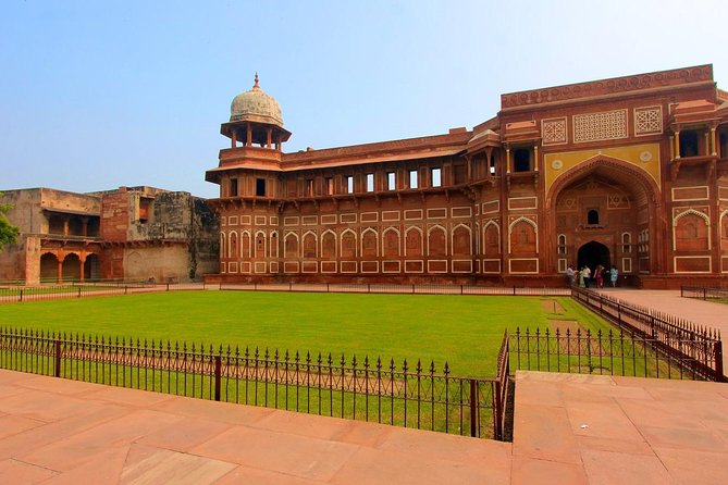 Same Day Taj Mahal Tour from Gurgaon (Gurugram) - Morning pickup at 7:00 AM and the road time you should expect