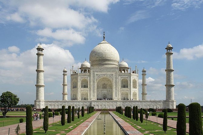 Same-Day Taj Mahal Tour: Full Story of the Mughals ( Dehli - Agra - Dehli ) - Price and logistics: what $110.50 really includes