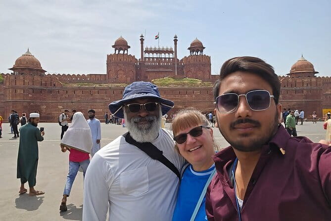 Sanjay Colony Slum & Old delhi Street Food Tasting tour - Street food tastings you’ll actually care about