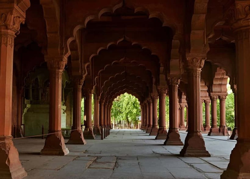 Skip-the-Line Guided Tour of Delhi's Iconic Red Fort - Skip-the-line security, pickup areas, and timing that matters