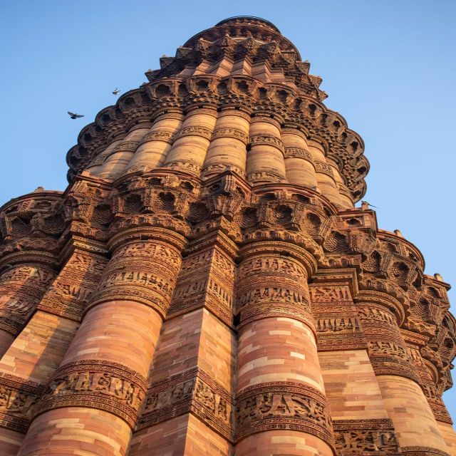 Skip-the-line Qutub Minar Private Tour with Transfer Option - Quwwat-ul-Islam Mosque and Alai Darwaza: the gate-and-mosque story