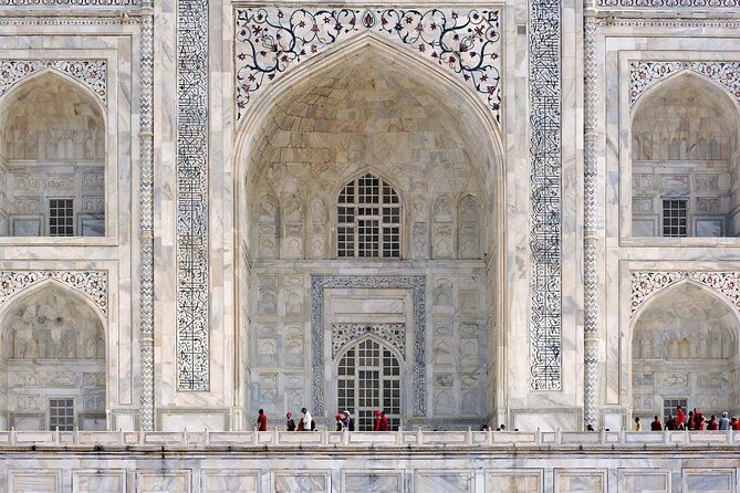 Skip the line: Taj Mahal Agra Private Day Trip From Delhi By Car - Should you book this Taj Mahal Agra Private Day Trip?