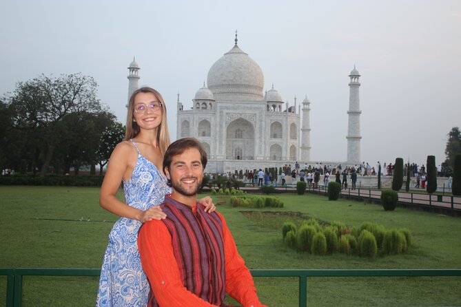 Skip-The-Line Taj Mahal Guided Tour with Flexible Options - Lunch and the practical value of what is included