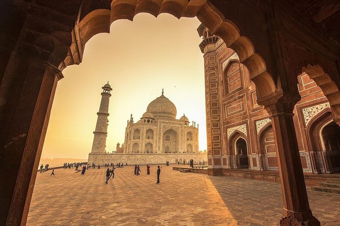 Skip The Line: Taj Mahal Tour From New Delhi With Drop At Jaipur - Chand Baori in Abhaneri: a 15-minute detour with photo power