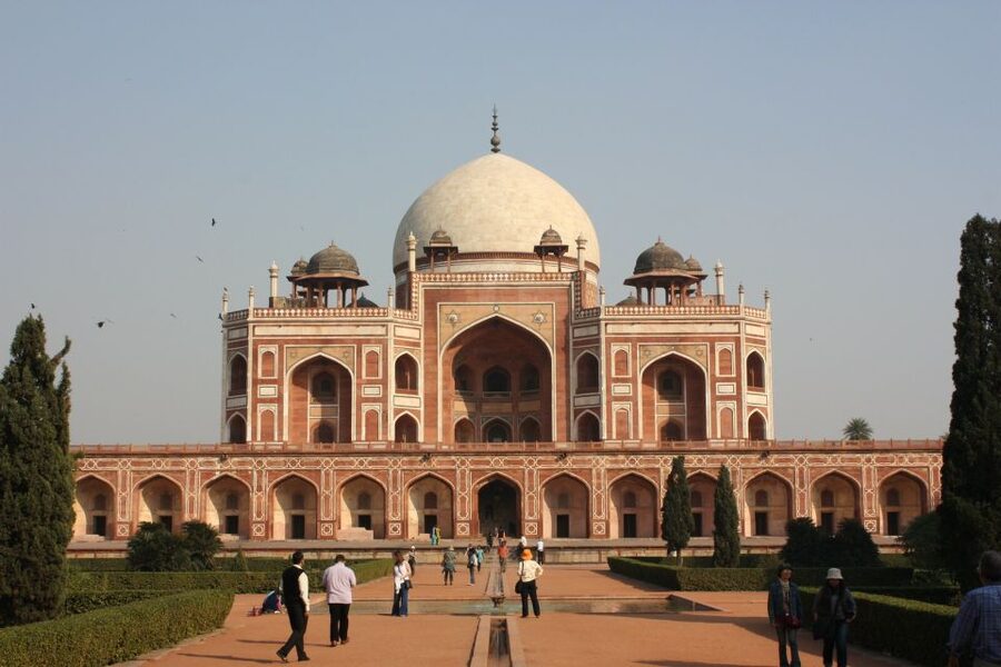 South Delhi: 3.5-Hour Private Bike Tour with Masala Dosa - Lodi Garden art district photos, tombs, and a real pause from the street
