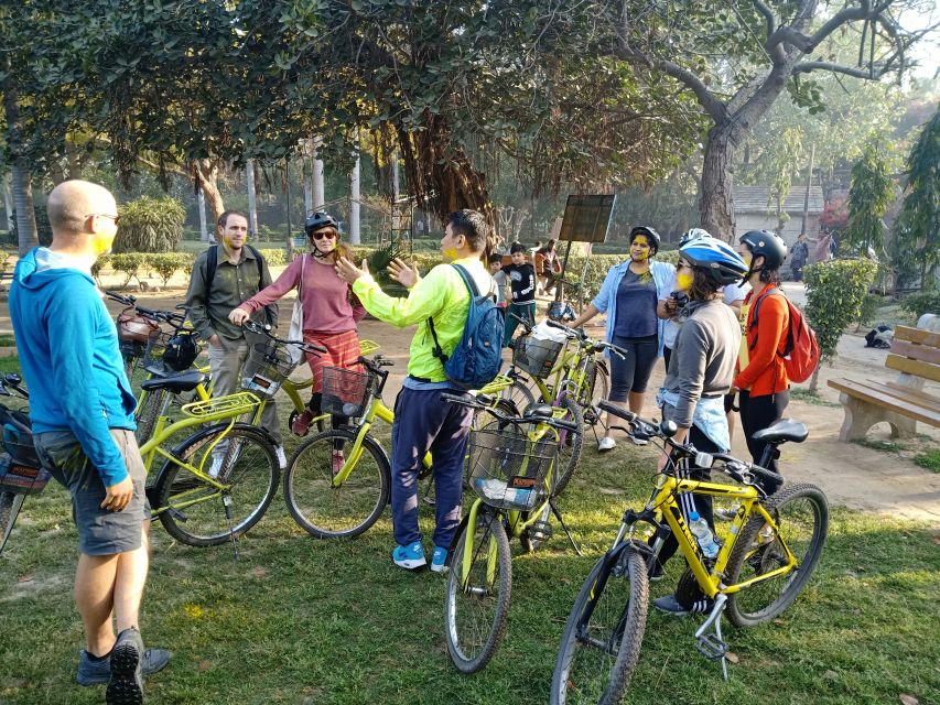 South Delhi: 3.5-Hour Private Bike Tour with Masala Dosa - Meeting at YMCA Public School and finding the neon green bikes