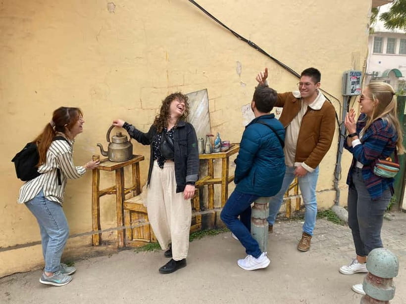 Street Art Walk with Chai & Snack - Key highlights worth showing up for
