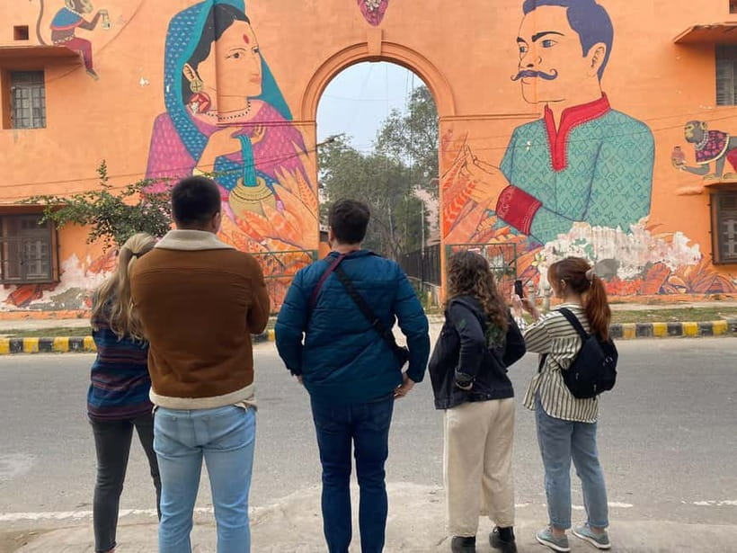 Street Art Walk with Chai & Snack - Learning Hindi the useful way, not the academic way