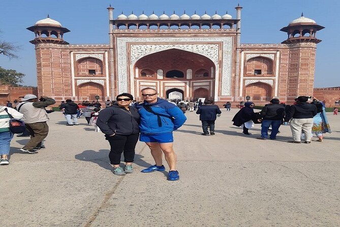 Sunrise Taj Mahal & Agra Fort Private Tour From Delhi - Lunch at Courtyard by Marriott, a Convenient Reset
