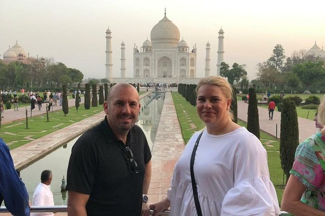 Sunrise Taj Mahal & Agra Fort Tour By Car From Delhi with 5 Star Breakfast - Agra Fort after the Taj, a smart contrast in style