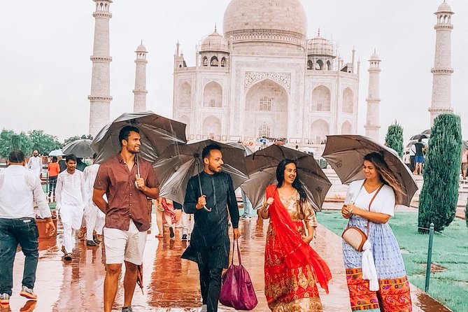 Sunrise Taj Mahal & Agra fort tour with Professional Photographer - Entering the Taj Mahal with a pro photographer and guide-led calm