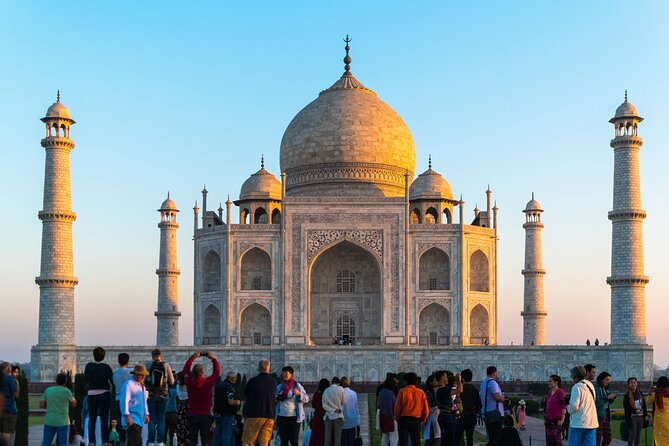 Sunrise Taj Mahal Tour From Delhi - Agra Fort stop: Mughal architecture and a calmer second act