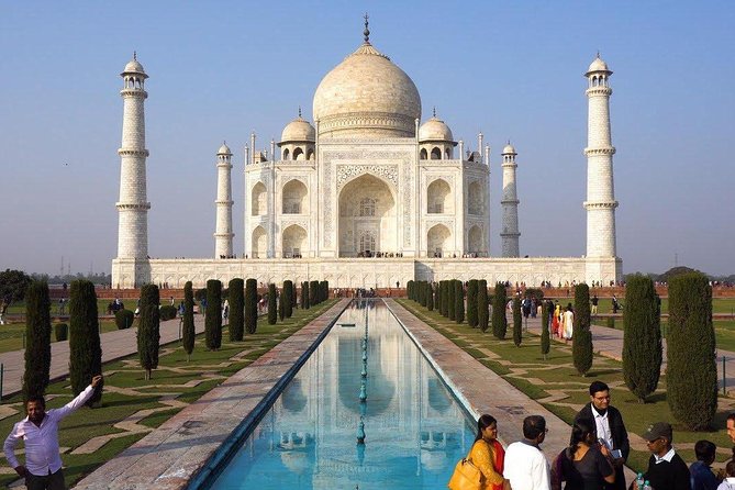Sunrise Taj Mahal Tour from Delhi with Entrance and Food - Getting into the Taj Mahal early, with a guide and time for photos