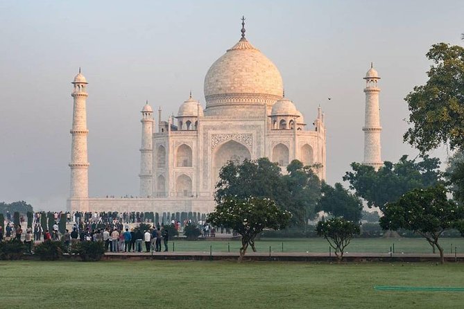 Sunrise Taj Mahal Tour from Delhi With Guide - Taj Mahal at sunrise, what your guide should help you notice