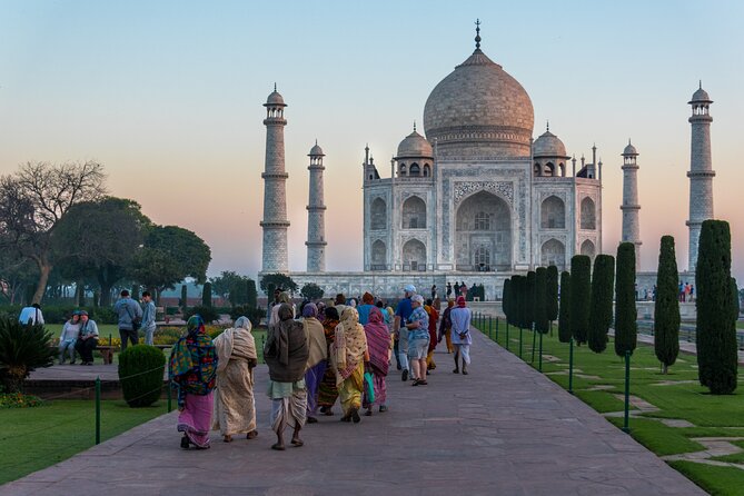 Sunrise Taj Mahal Tour From Delhi - Your Agra guide at the Taj Mahal: what you actually gain