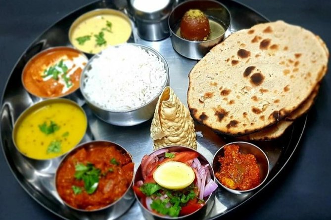 Sunrise Taj Mahal Tour with Agra Fort & Baby Taj from Delhi - Agra markets and lunch: souvenirs without losing your bearings
