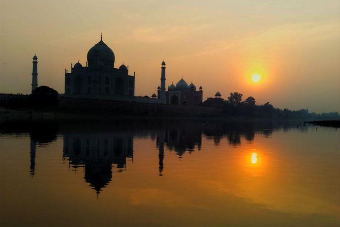 Sunrise Taj Mahal Tour with Agra Fort & Baby Taj from Delhi - Your guide makes a difference, especially for photos
