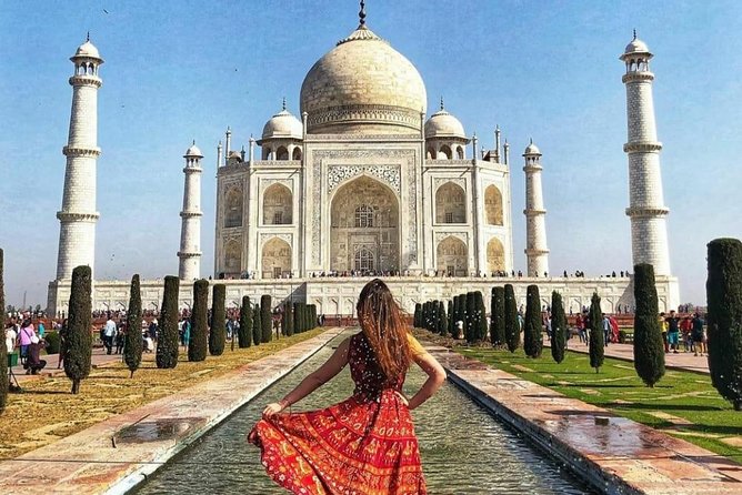 Sunrise Taj Mahal Tour with Agra Fort & Baby Taj from Delhi - Entering the Taj Mahal early, and using your time wisely