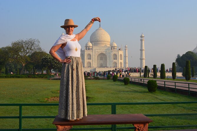 Taj Mahal, Agra Fort & Baby Taj Luxury Day Tour From Delhi By Car - Timing and ticket reality: how to plan your expectations