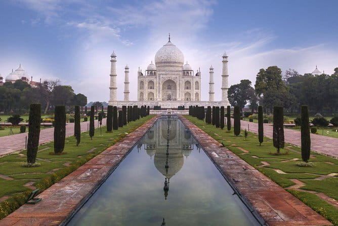 Taj Mahal, Agra Fort, Baby Taj Tour from Delhi by Superfast Train - Logistics That Matter: Timing, Transfers, and Mobile Tickets