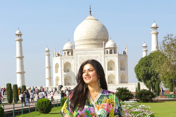 Taj Mahal & Agra Private Tour By Car with 5 Star Lunch - Entering the Taj Mahal Without Ticket Chaos