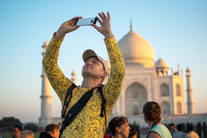 Taj Mahal and Agra Fort Tour From Delhi By Car - Price and what you truly get for $60.82 per person