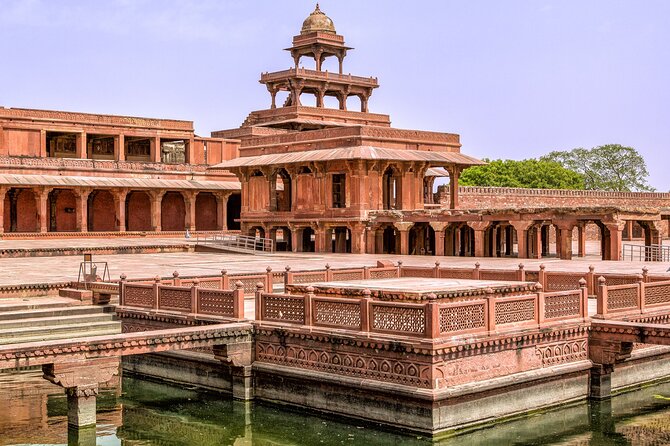 Taj Mahal And Agra Overnight Tour From Delhi By AC Car - Skipping long lines and navigating monument checks
