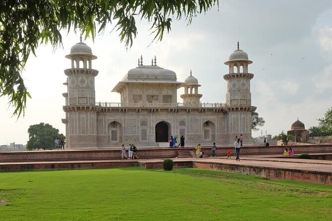 Taj Mahal Day Trip from New Delhi Airport - From Delhi Airport to Agra by Early Morning, Driver Included