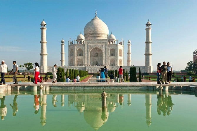 Taj Mahal Day Trip from New Delhi Airport - Agra Fort and Mughal Power: A Guided Stop That Adds Meaning