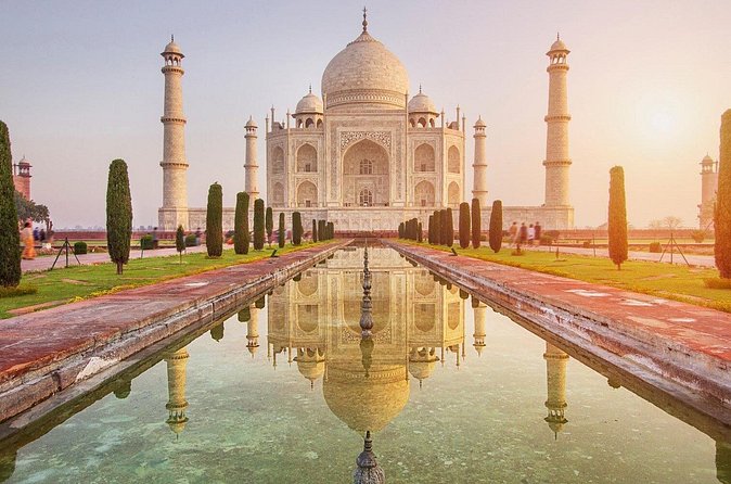 Taj Mahal Private Tour by Gatimaan Express Train - Agra Fort at Midday: Mughal Power in a 2-Hour Block