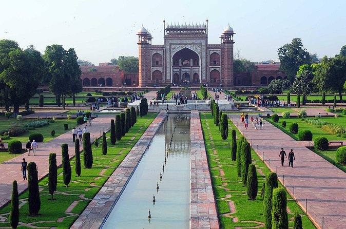 Taj Mahal Private Tour by Gatimaan Express Train - The Guide and Driver Factor: Why Names Matter