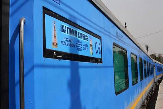 Taj Mahal Private Tour by Gatimaan Express Train - Gatimaan Express Comfort and What Meals You Actually Get