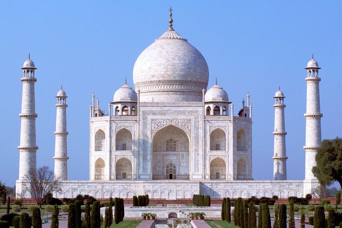 Taj Mahal Sunrise and Agra City Private Tour From Delhi by Car - Delhi to Agra Transport: Car, Train, and the Real Meaning of Time
