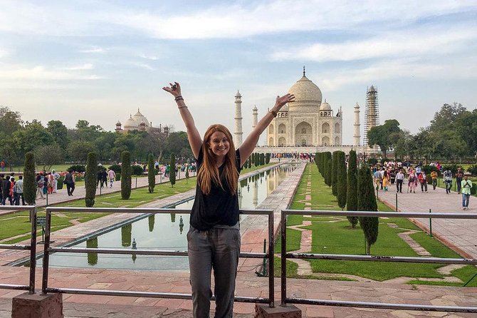 Taj Mahal Sunrise Tour from Delhi by Car - Private A/C car from Delhi, with built-in comfort