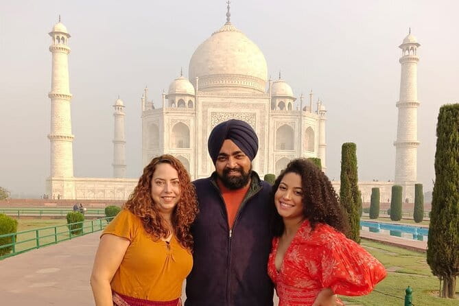 Taj Mahal Sunrise Tour From Delhi by Car - FAQ