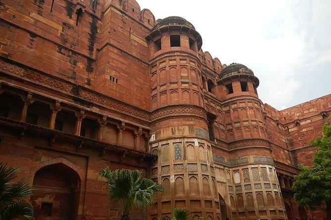 Taj Mahal Sunrise Tour With Agra Fort, Baby Taj And Mehtab Bagh - Taj Mahal at sunrise, guided for timing and photos