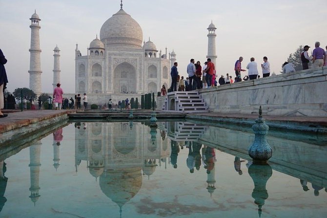 Taj Mahal Tour by Gatimaan Express Train With Lunch At 5 Star Hotel - The logistics that matter most (and what to do to stay comfortable)