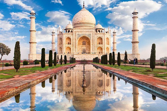Taj Mahal Tour From Delhi By Private Car - Private Car Comfort on the Delhi to Agra Drive